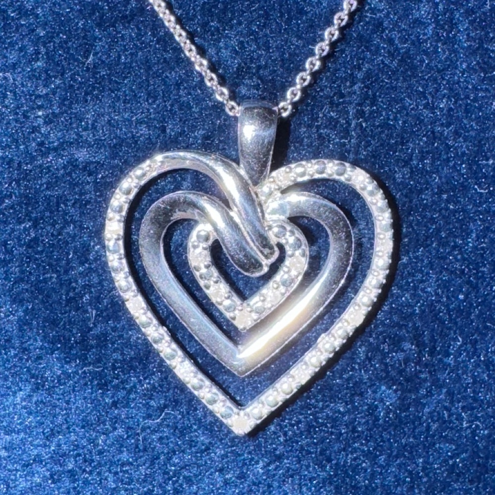Bridge Diamond Triple Heart 18" Pendant Necklace - Picture 4 of 10